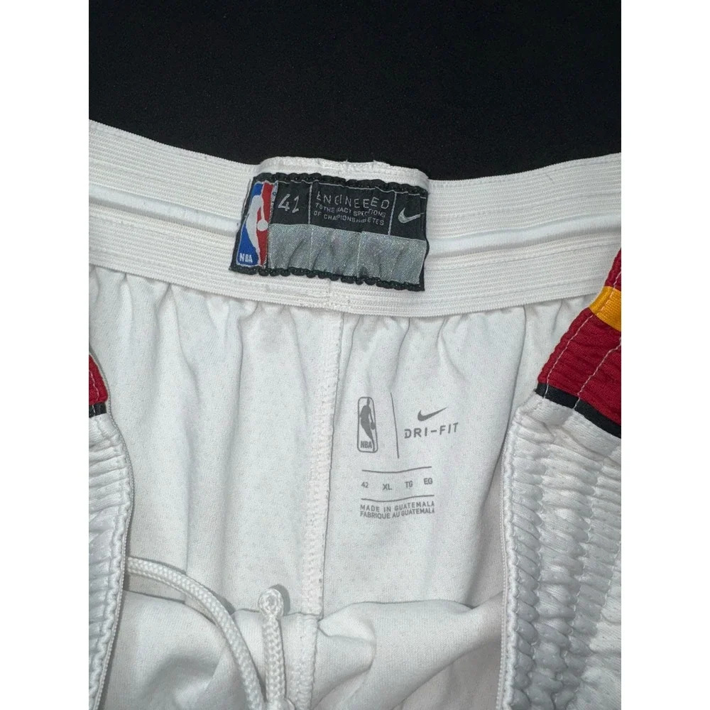Vintage Rare Nike Miami Heat NBA White Basketball Shorts Mens Sz XL White